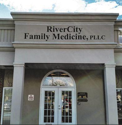 Come join our family at RiverCity Family Medicine, we are accepting new patients.