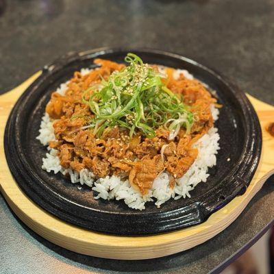 Spicy pork bulpan bibimbap