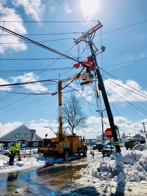 Line crew responds to Falmouth, MA to make repairs following a strong winter storm.