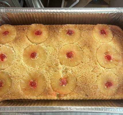 This is suppose to be the Pineapple Upside Down Cake!! Disgusting!!! The message she sent me is what is in the other picture!!