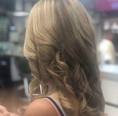 Soft Blonde Curls