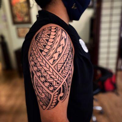 Tribal half sleeve in progress by Jason 
IG: @jasonbarletta