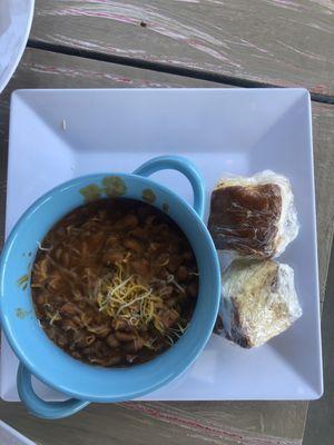 5 meat chili & cornbread