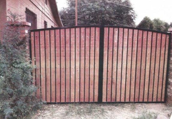 residential fencing and gates