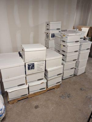 Storing delivered boxes