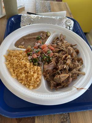 Carnitas plate