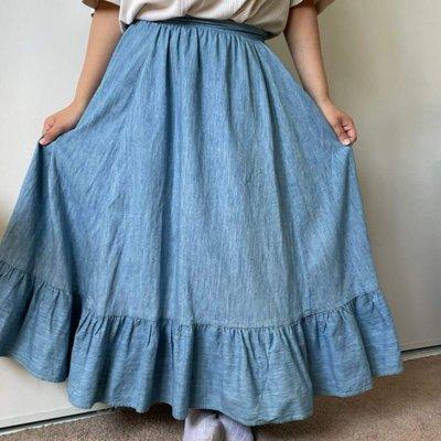 Women's shirred denim skirt