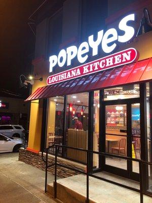 New Popeyes on westchester square