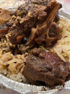 Small Oxtail Meal with cabbage, rice and peas