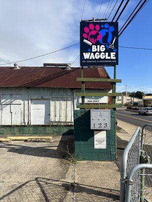 Big waggle 808.249.2525