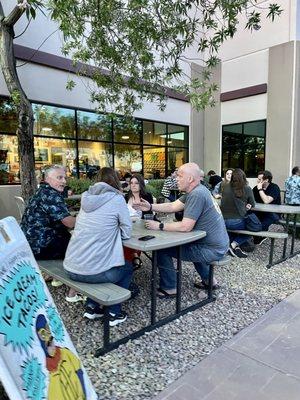 Picnic table seating