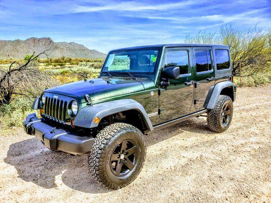 Gorgeous Day for a drive in the desert, Rubicon Style! #trucksonly