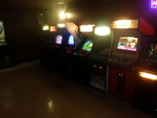 Love the vintage arcades here