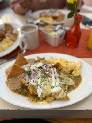 Chilaquiles were in point!!