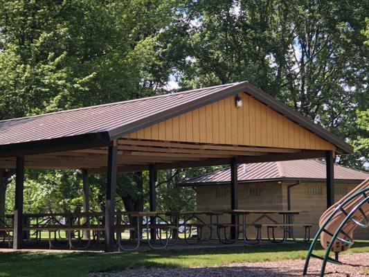 Shelter with bathrooms