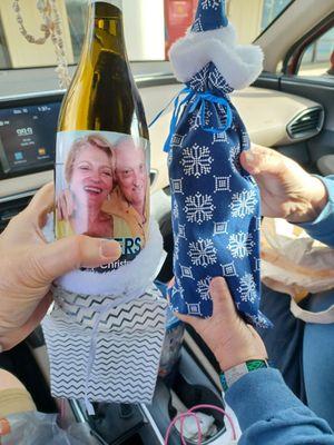 Just picked up these cute wine bottle gift bags. They're  for a couple of friends with personal labels, cool!