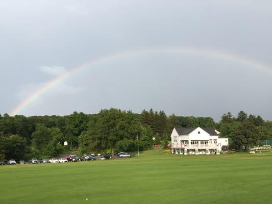 Quaker Hill Country Club