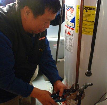 We offer comprehensive services for all your Heating, Air Conditioning, Ventilation and Gas services.