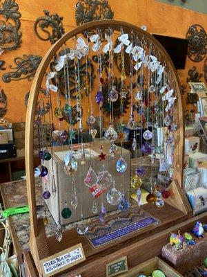 Crystal display, this store has wonderful gifts!!