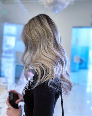 Cool blonde Balayage ombre