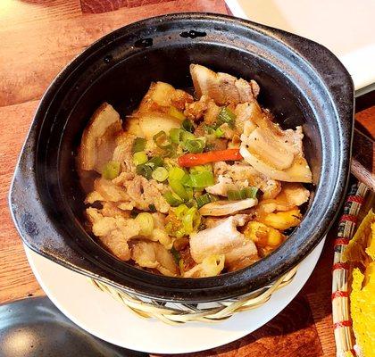 Pork belly & shrimp in stone pot