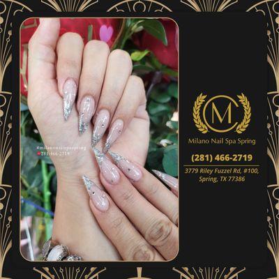 Don't be hesitate, you are born to deserve beautiful nails. 
We'll pamper you with the best nail care products and accessories for