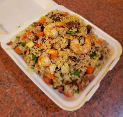 Combination Fried Rice (chicken, beef & shrimp)