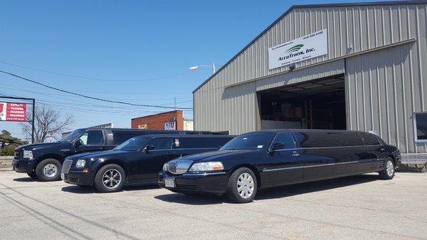 Milwaukee wedding limousines