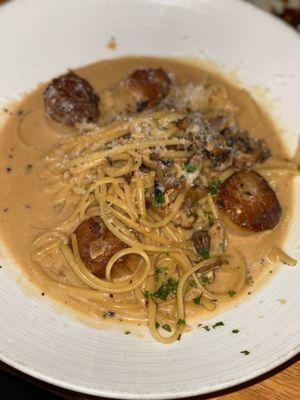 Scallops with Linguine