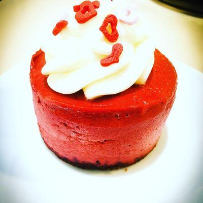 Red Velvet Cheesecake