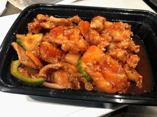 sweet & sour breaded chicken - breaded chicken, spanish onion, carrot, green bell pepper, pineapple, cucumber, & tomato