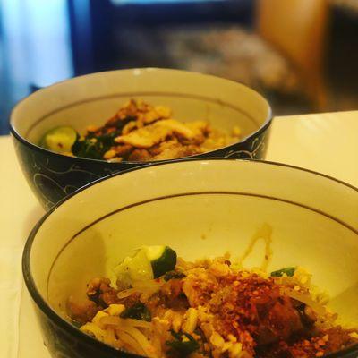 Pork dry egg noodle