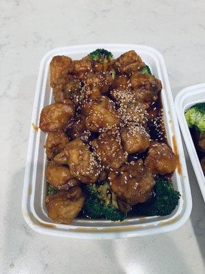 S34. Sesame Chicken