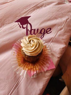 Carrot cake with cream cheese filling and cinnamon buttercream frosting. So delicious!