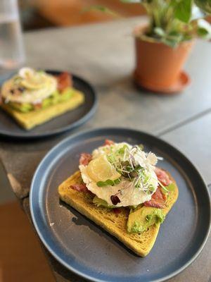 Avocado toast with bacon and egg