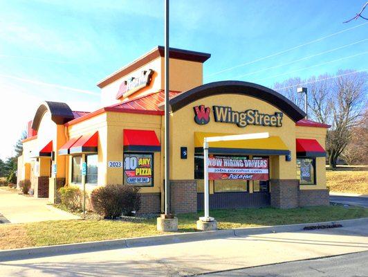 Restaurant Exterior and Drive Thru