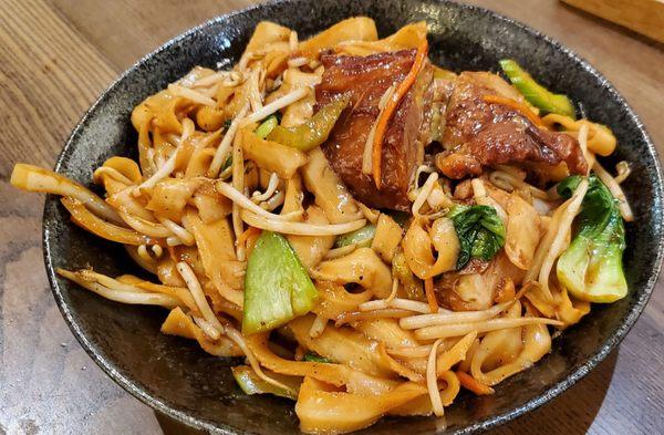 Roast Duck Hand Cut Noodles ($19.95)