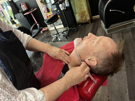 Straight razor shave - by Marie