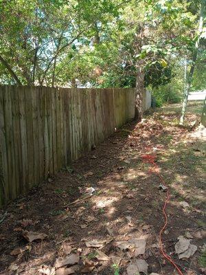 I do privacy fence repair or if you want one I can build you one and also put up chain link fence or repair...