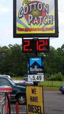 Great roadside eats spot for a burger or breakfast biscuit.