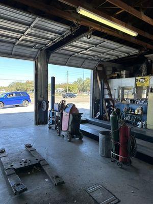 Auto Garage