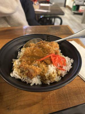 Curry Tonkatsu Don