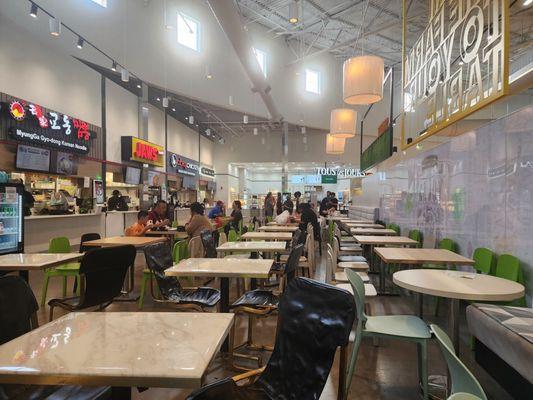 This is good food court with actual food chairs