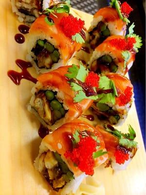 Salmon Sensai Maki! Very fresh! Salmon+eel+asparagus!!!