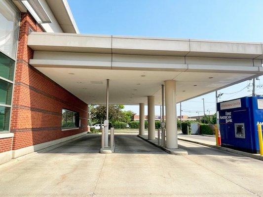 The drive thru at the First American Bank Archer Heights branch