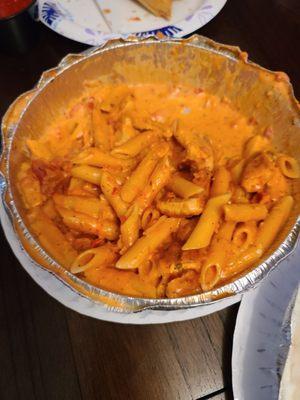 Penne vodka with chicken