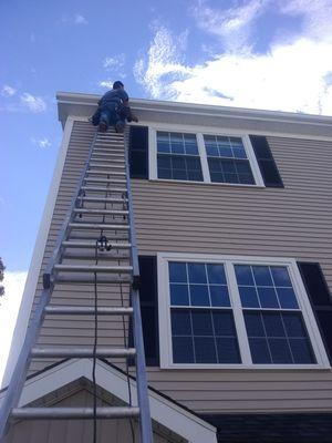 Seamless 5" K style white Gutter in Milford CT