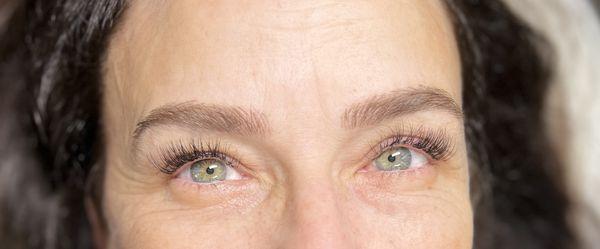 Microblading brows 100% heald client feel younger beautiful and natural