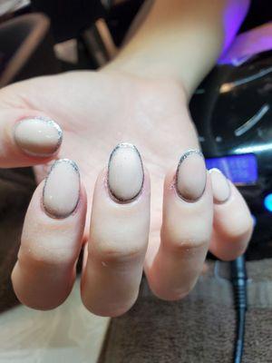 Silver around nude dip