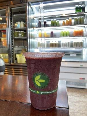 Winter berry smoothie special